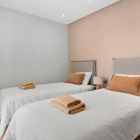 Penthouse Bahia De La Plata Estepona