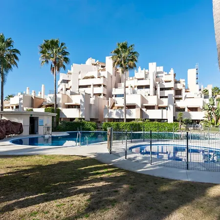 Penthouse Bahia De La Plata * Estepona